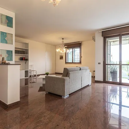 ゲストハウス Residenza Capuano - Affitti Brevi Italia モデナ