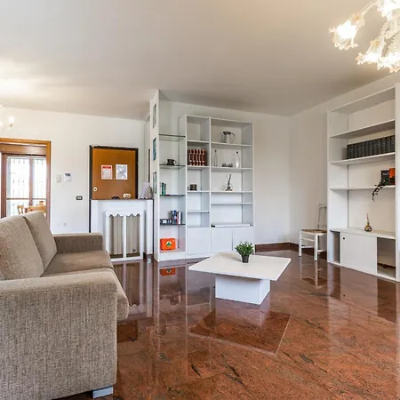 ゲストハウス Residenza Capuano - Affitti Brevi Italia モデナ