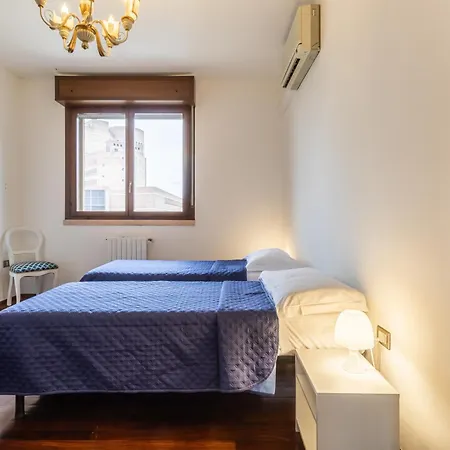 Residenza Capuano - Affitti Brevi Italia Модена